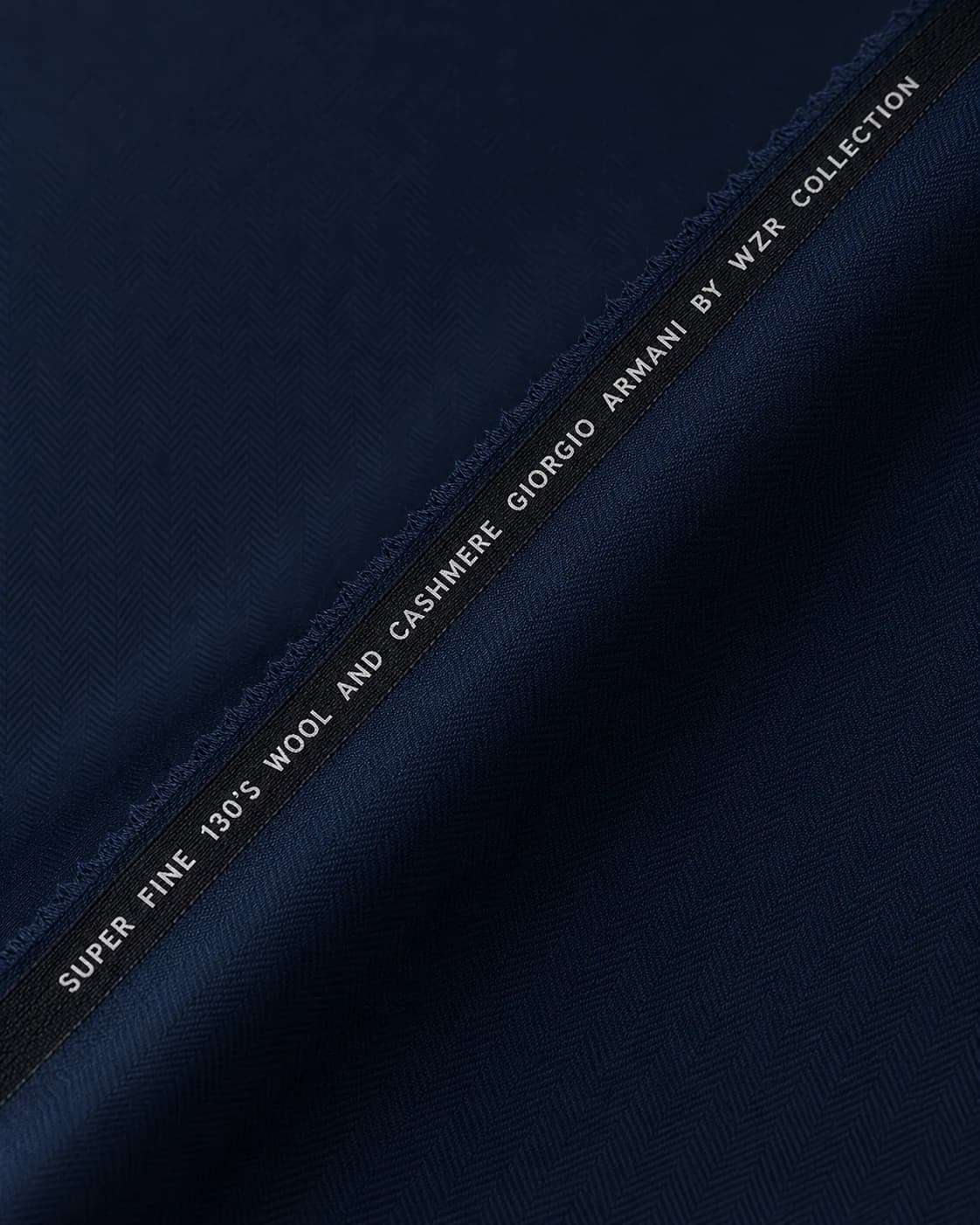 Super Fine 130s Wool & Cashmere fabric in Deep Navy