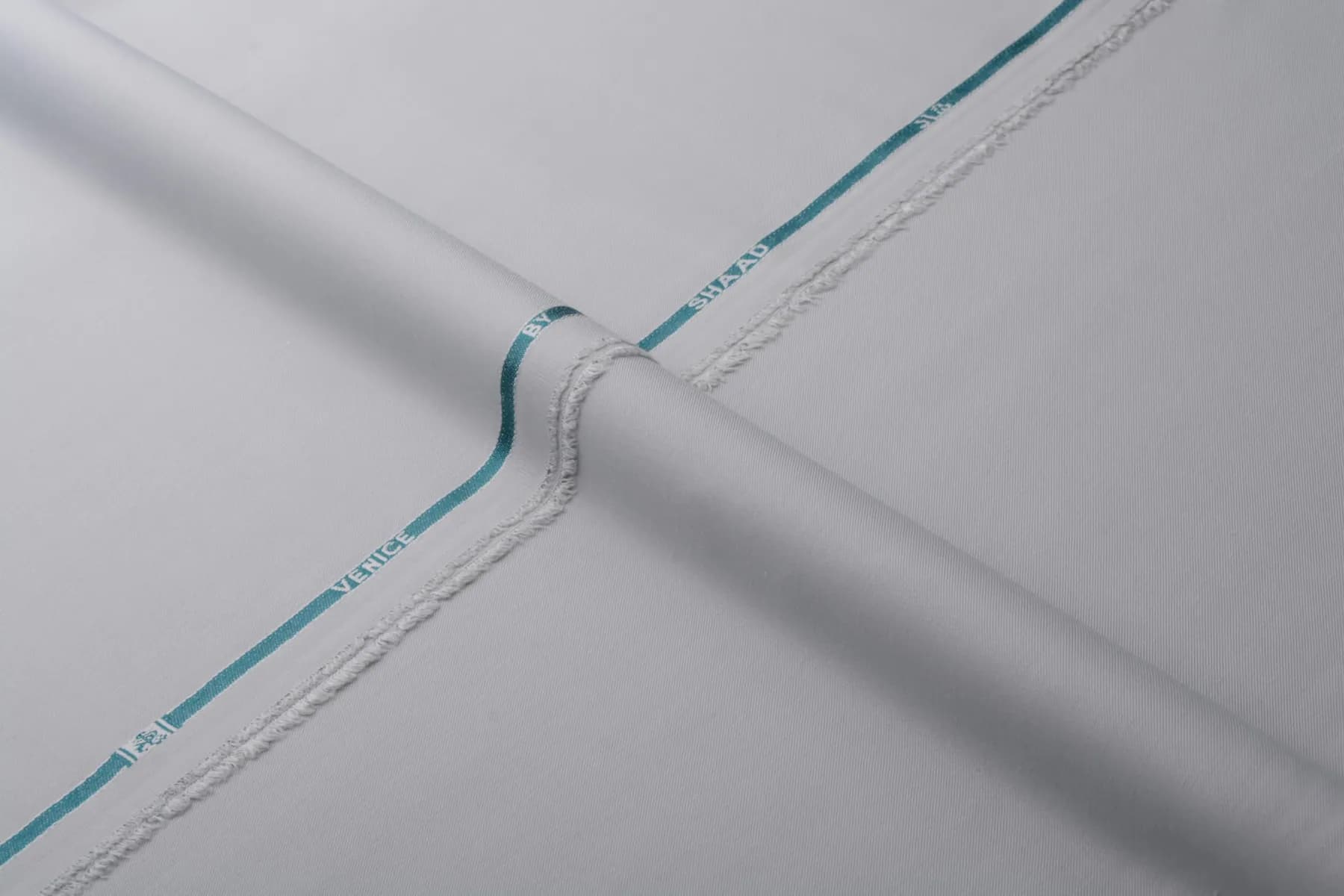 Venice fabric in Ivory