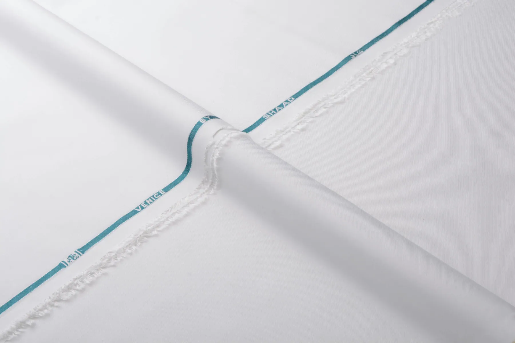 Venice fabric in Ivory